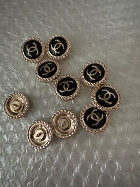 Cc  buttons 10 pc